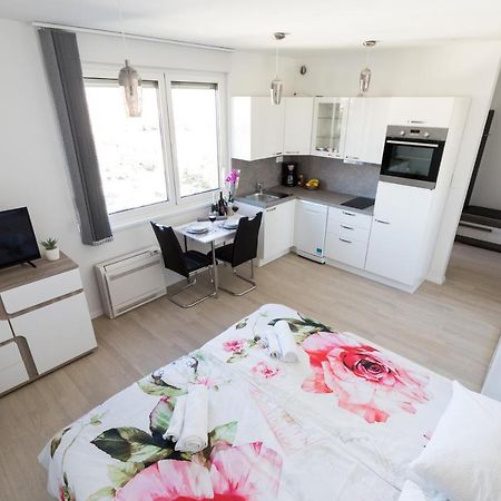 Studio Apartman Moonlight زادار المظهر الخارجي الصورة